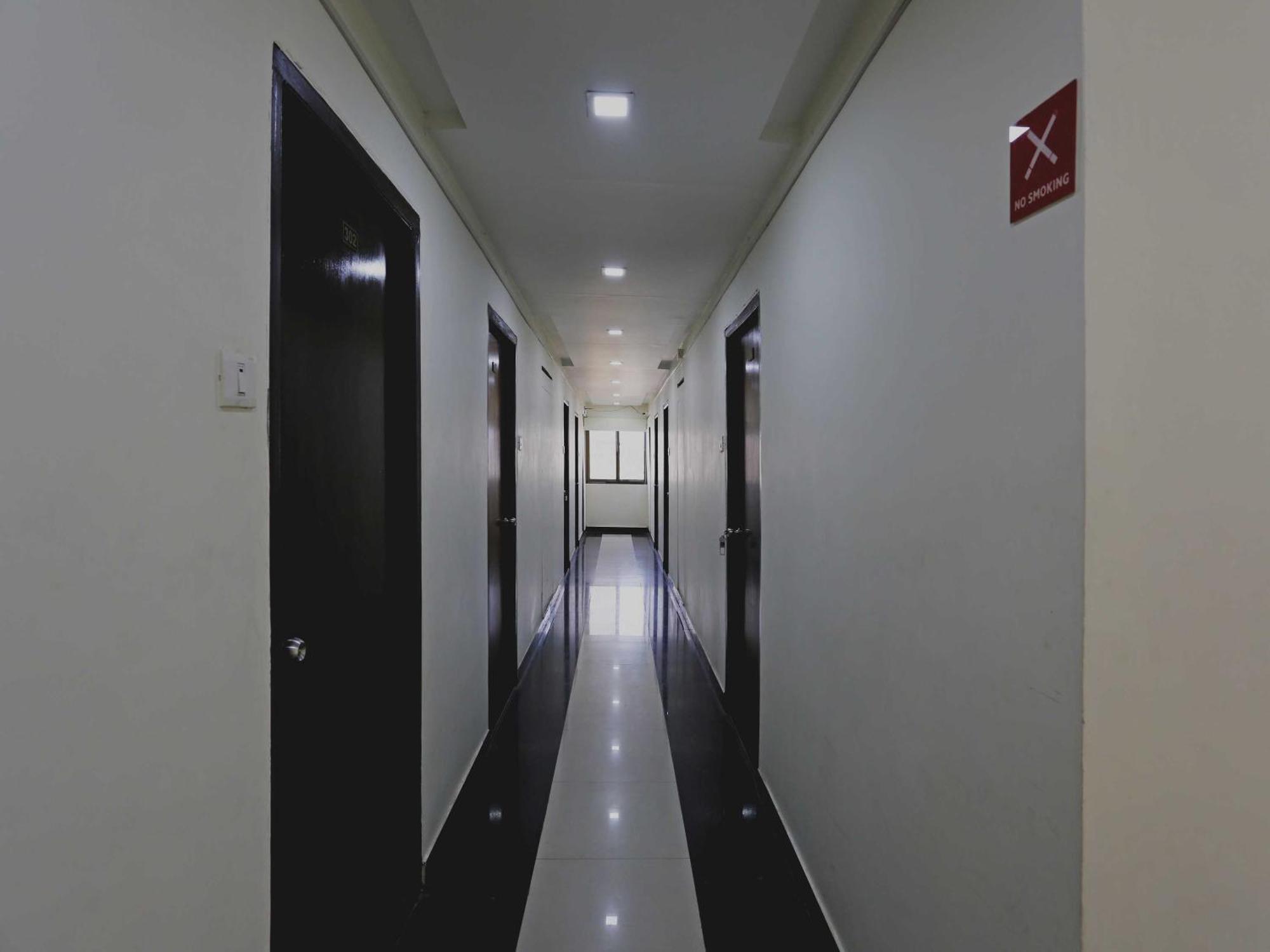Hotel O Golden Wings Udaipur Exterior foto